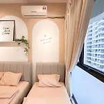 Kings Bay Country Garden Danga Bay By Cactus Homestay