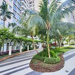 Country Garden Danga Bay By Cactus Homestay Thm