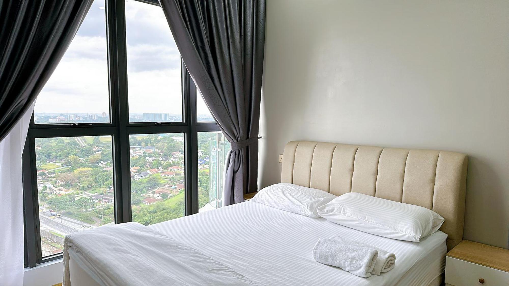 Country Garden Danga Bay By Cactus Thm Apartment *
