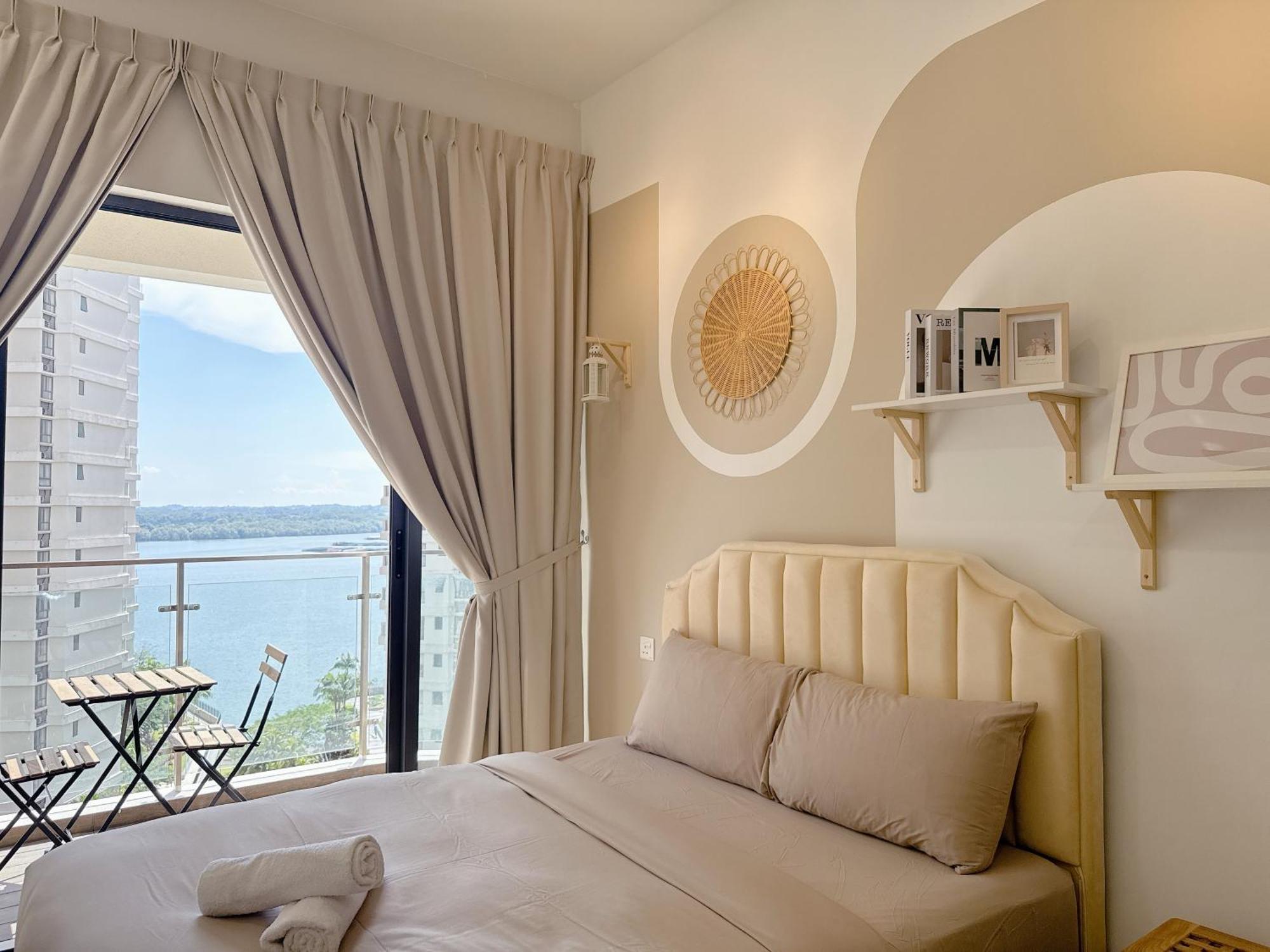 Apartment Country Garden Danga Bay By Cactus Thm