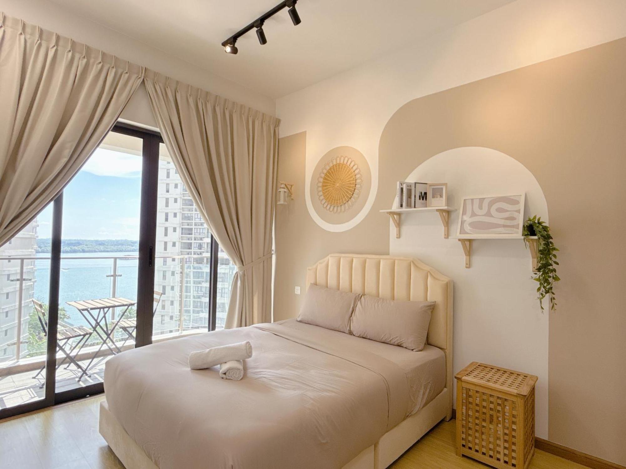 Apartment Country Garden Danga Bay By Cactus Thm