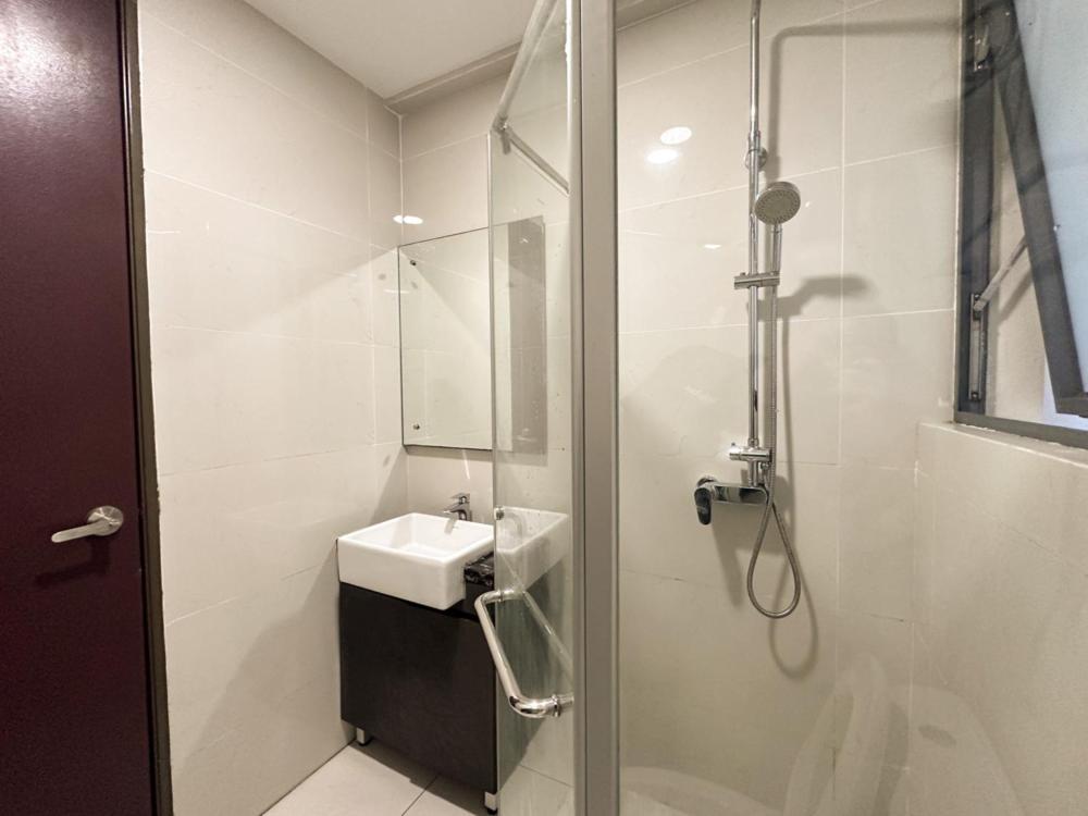 Kings Bay Country Garden Danga Bay By Cactus Apartemen *