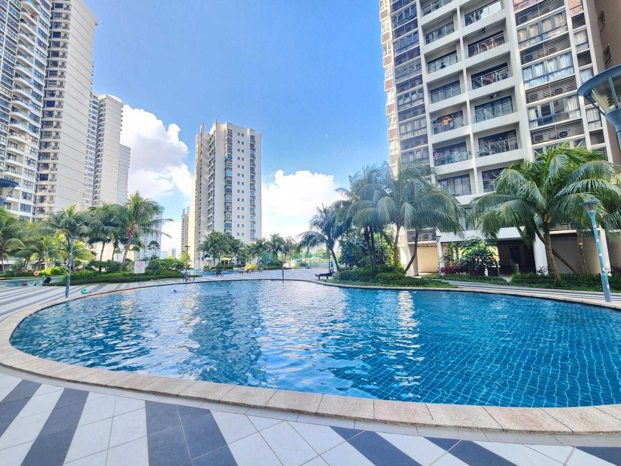 Kings Bay Country Garden Danga Bay By Cactus Apartemen